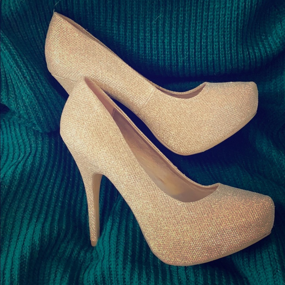 Champagne glitter platform pumps